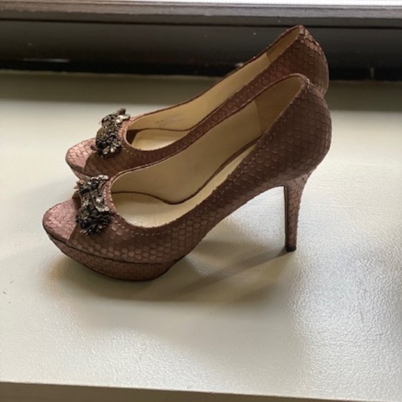 Vera Wang Lavendar Jeweled Platform Pumps - Picture 3 of 7